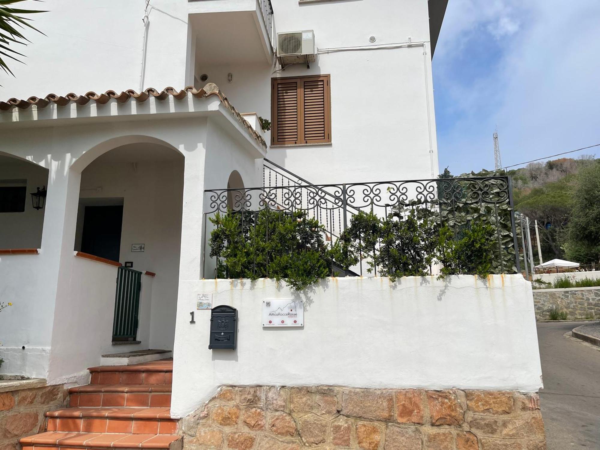 Arbatax Attico Rocce Rosse Apartment Bagian luar foto